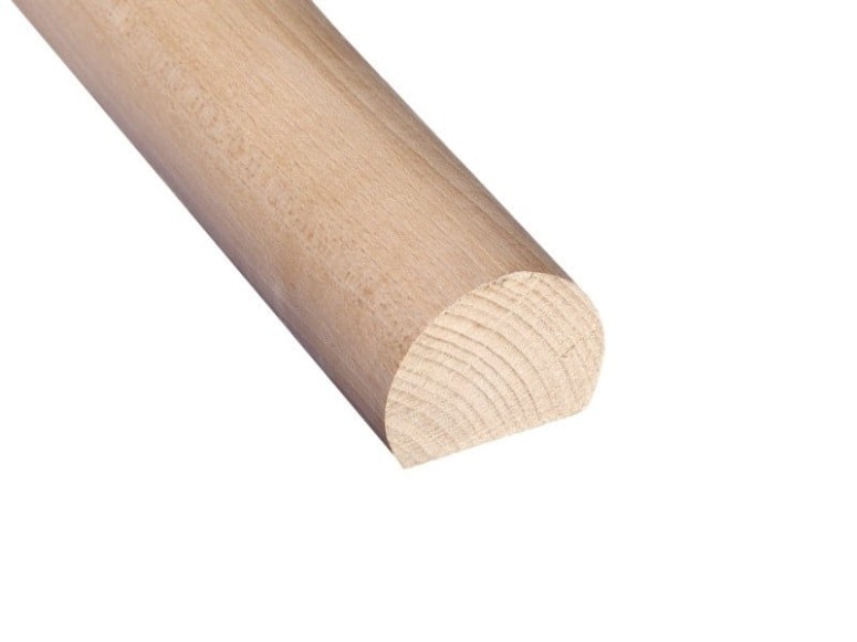  Poręcz drewniana z podcięciem. Różne przekroje.  Dąb . Wymiary (przekroje, długości) dostępne w wariantach produktu. 